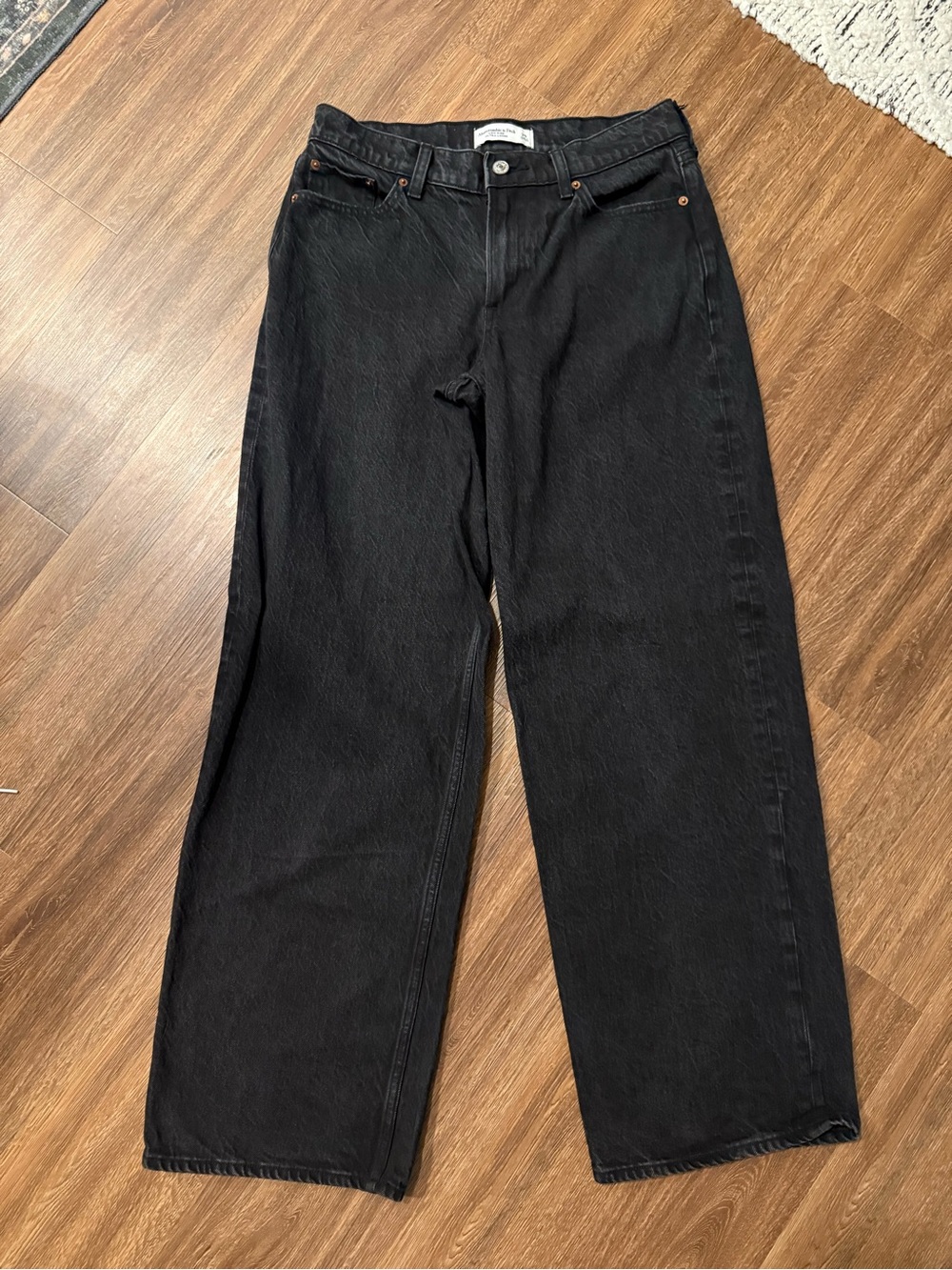 Abercrombie & fitch low rise ultra loose black jeans